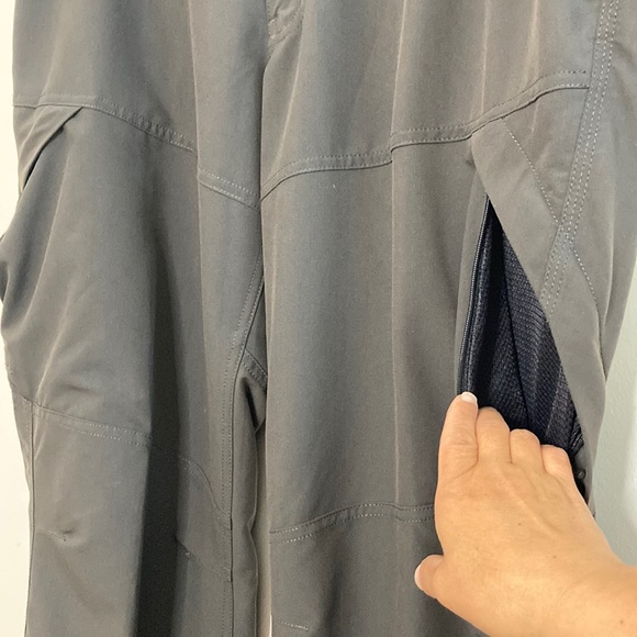 MEC Pants Mens 34 x 32 Gray Zip Pockets Straight Leg Drawcord Outdoor Camping - Picture 9 of 15